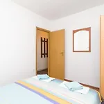 Apartamento Adea *